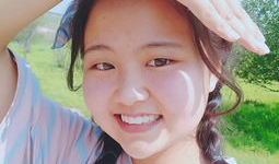 女主进娱乐圈为了吃瓜,为吃瓜而奋斗的追梦之路